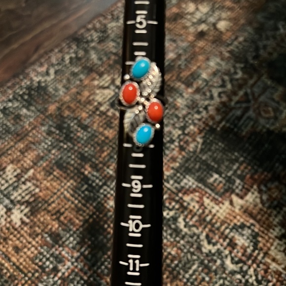 DE signed Navajo 1970’s double coral and double turquoise 925 ring. - Picture 7 of 8